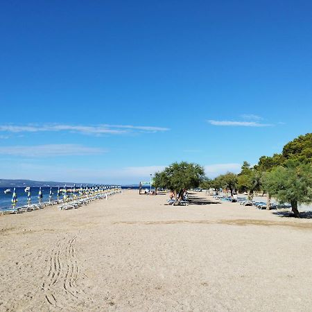 Ferienwohnung Am Sandstrand Omiš Exterior foto